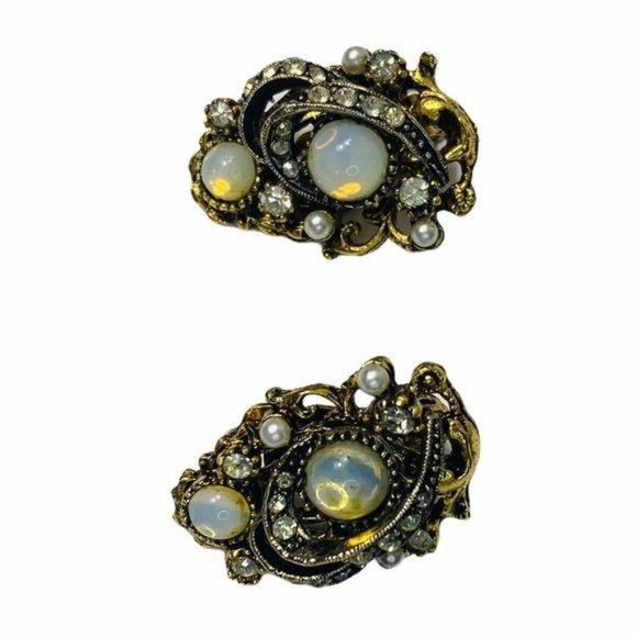 Vintage ART© Clip On Moonstone and Rhinestone Earrings Signed by Arthur Pepper - Picture 8 of 9